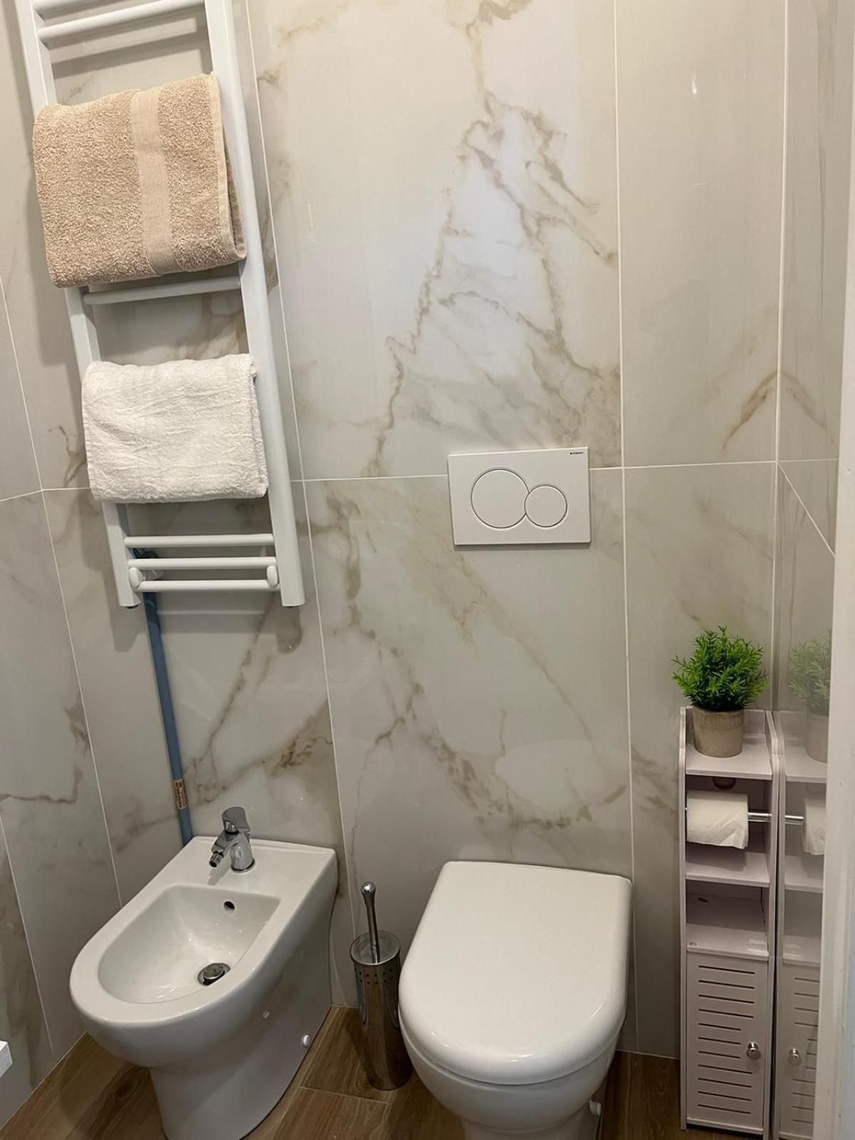Fior Di Loto Suite - Antonelli Turin Exteriör bild